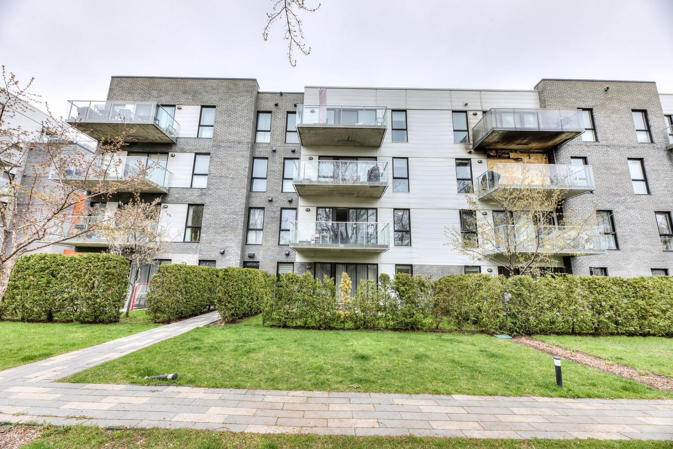 Cour - 207-2310 Rue Marcelle-Ferron, Montréal (Mercier/Hochelaga-Maisonneuve), QC - Outdoor With Balcony