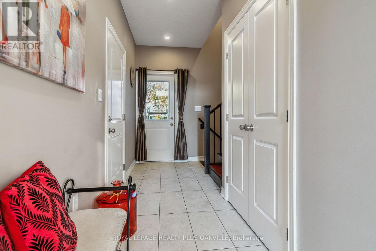 71 Locheed Drive, Hamilton, ON - Indoor Photo Showing Other Room