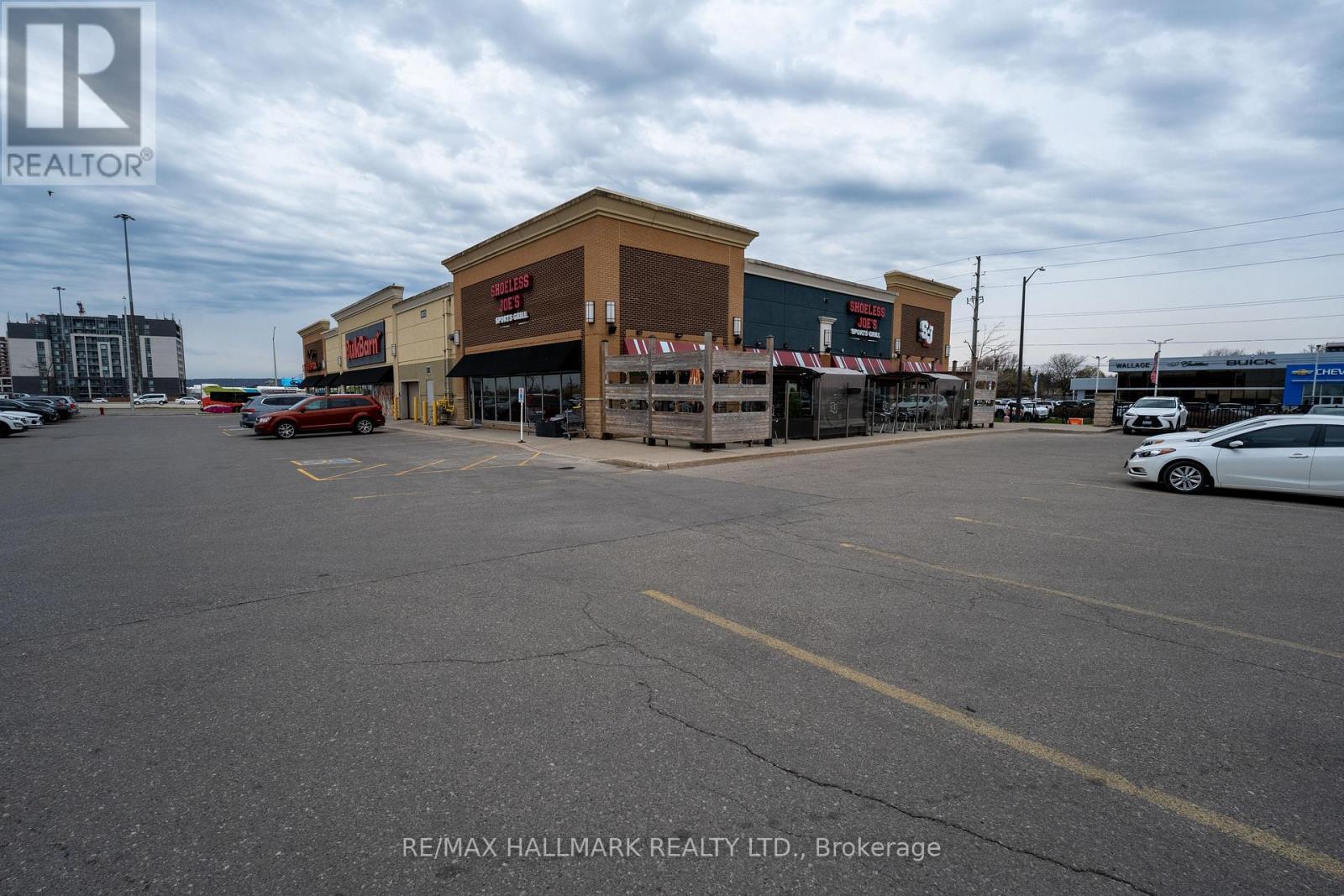 800 Main Street E, Milton, ON