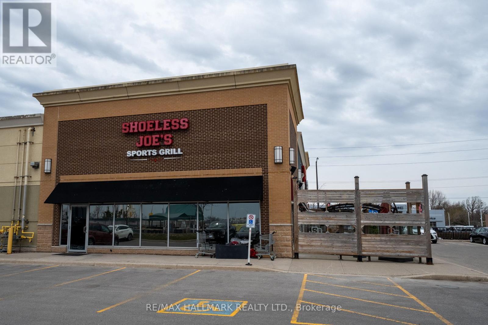 800 Main Street E, Milton, ON