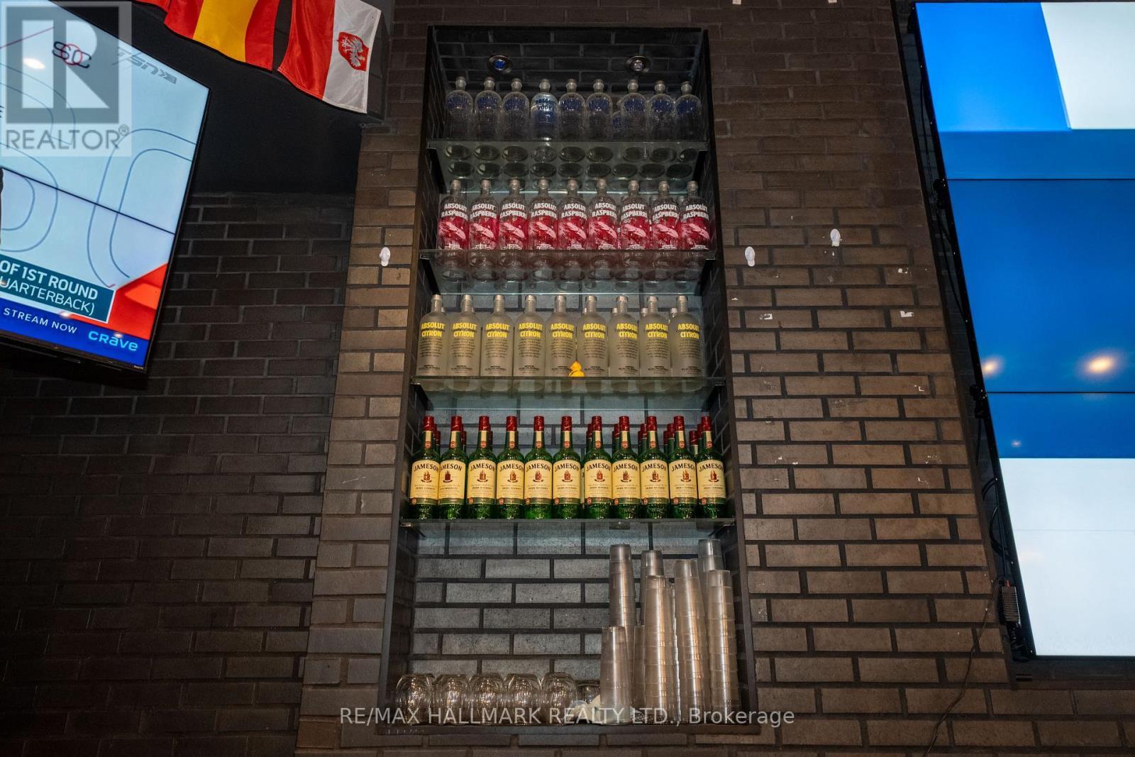 800 Main Street E, Milton, ON