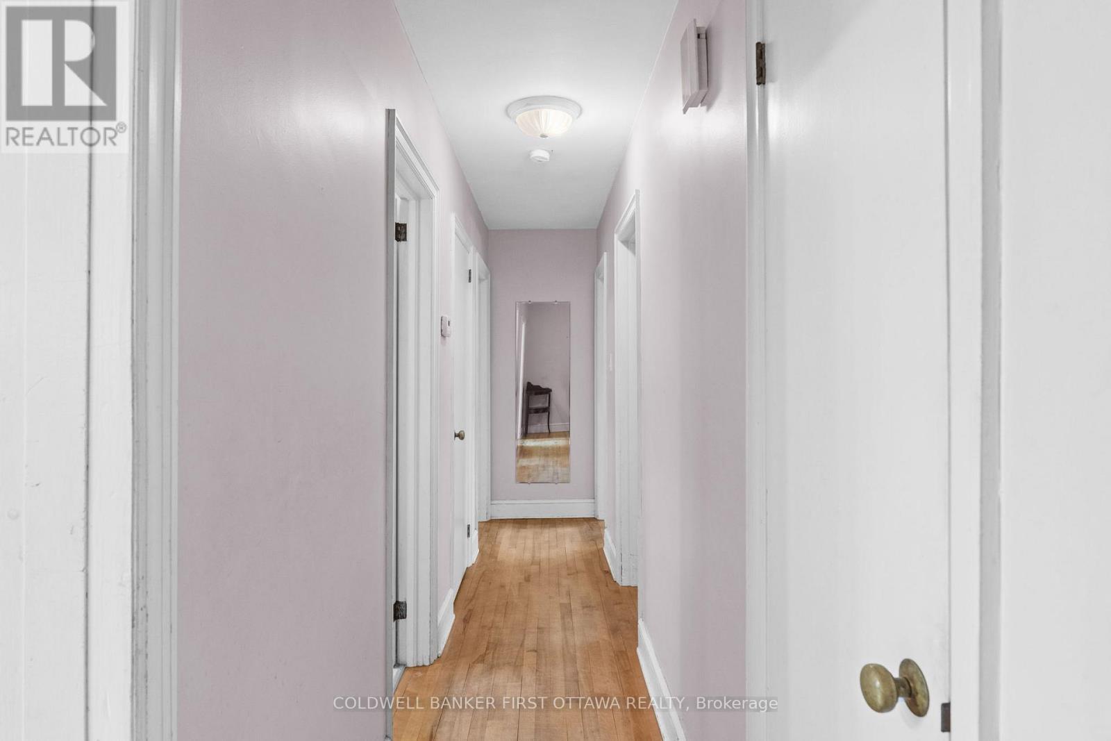 1914 Norwood Avenue, Ottawa, ON - Indoor