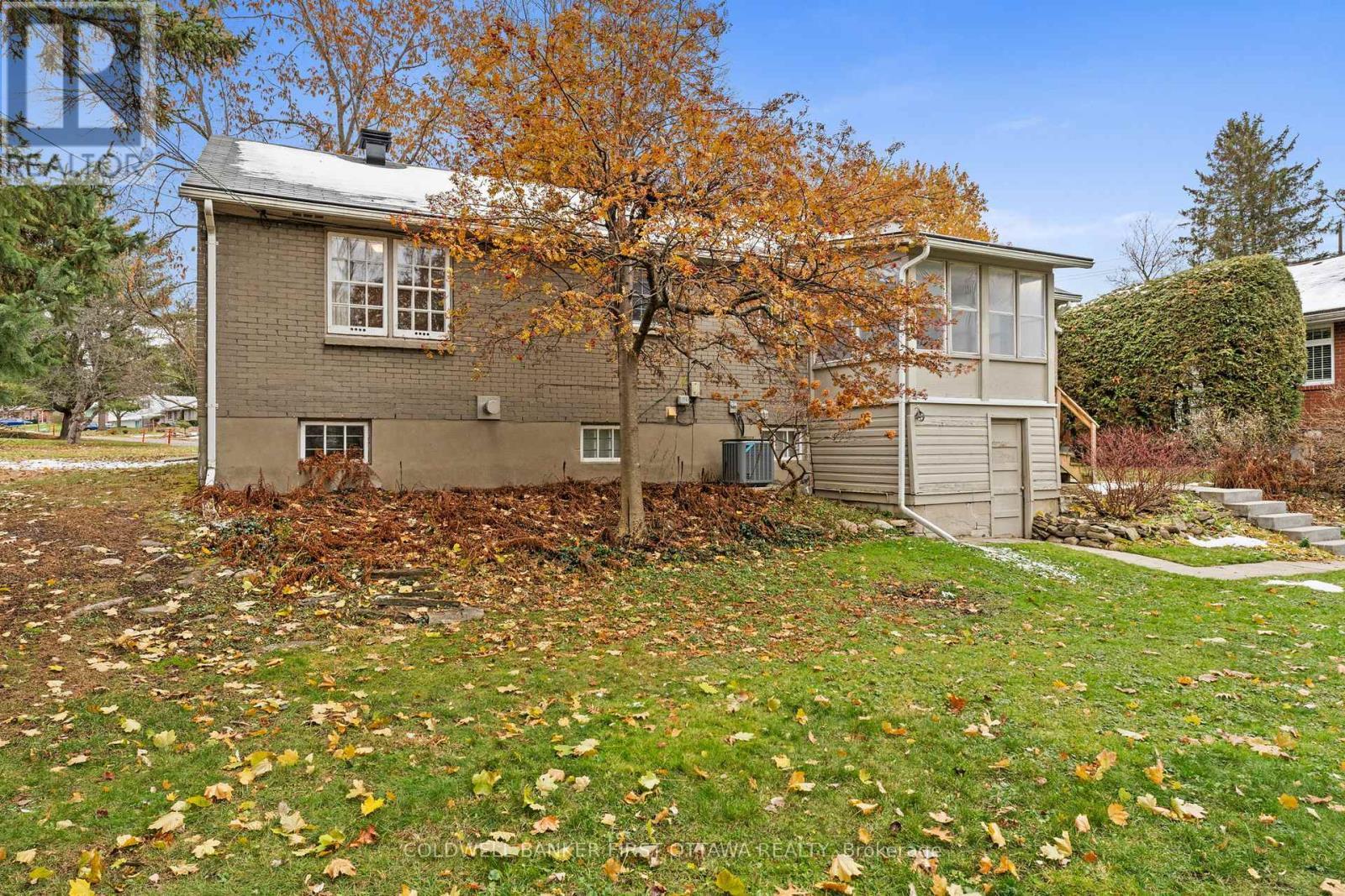 1914 Norwood Avenue, Ottawa, ON - Outdoor