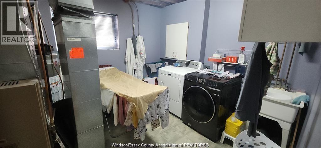 4369 Northwood Lakes, Windsor, ON - Indoor Photo Showing Laundry Room