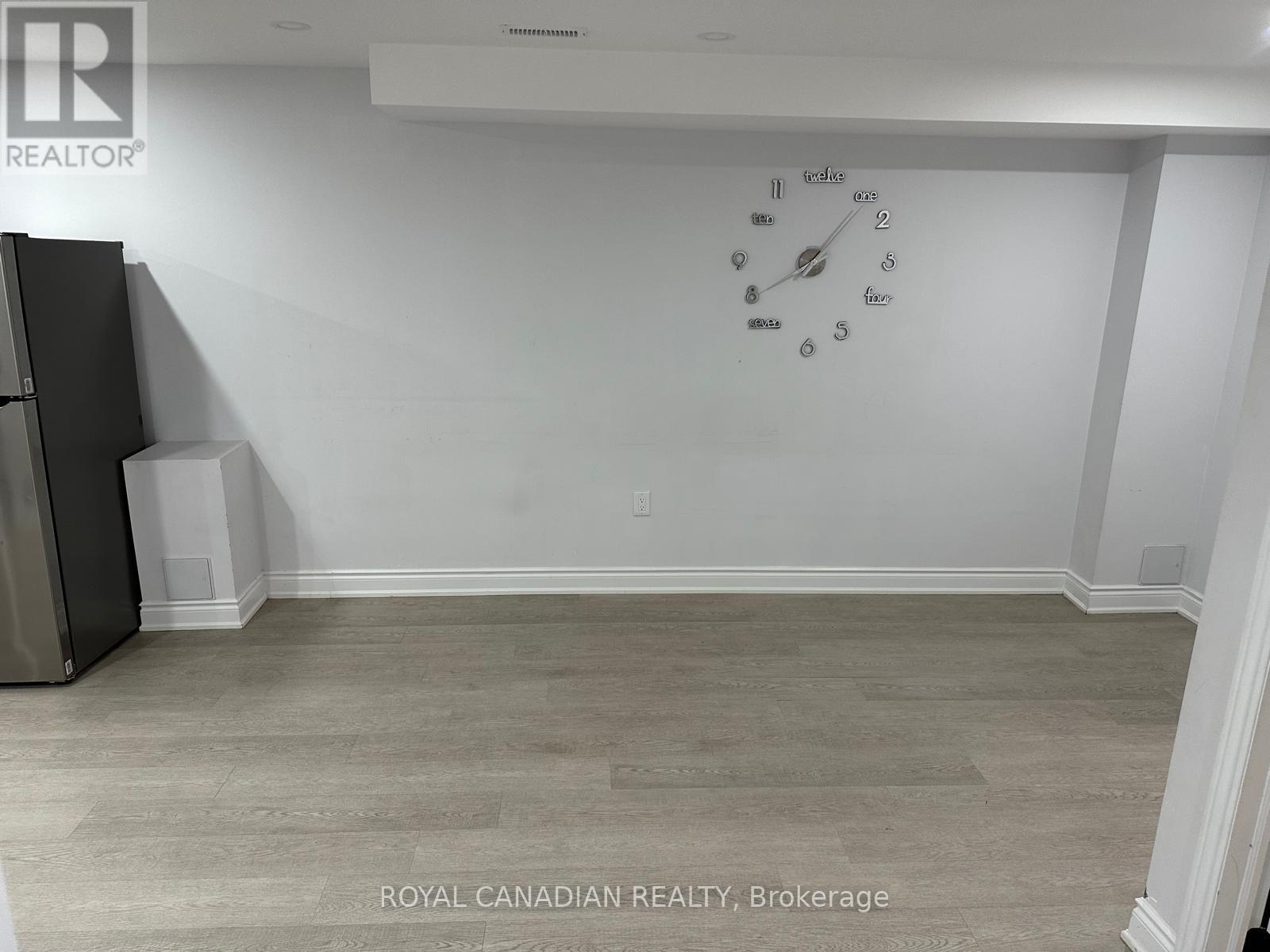 Bsmt - 15 Fordham Road, Brampton, ON - Indoor Photo Showing Other Room