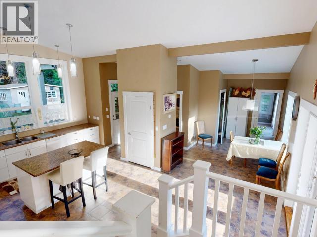 3004 Pebble Beach Road, Powell River, BC - Indoor