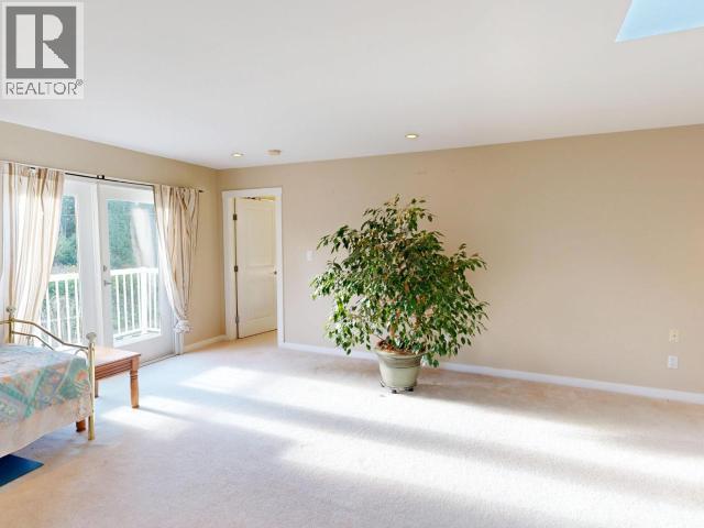 3004 Pebble Beach Road, Powell River, BC - Indoor Photo Showing Other Room
