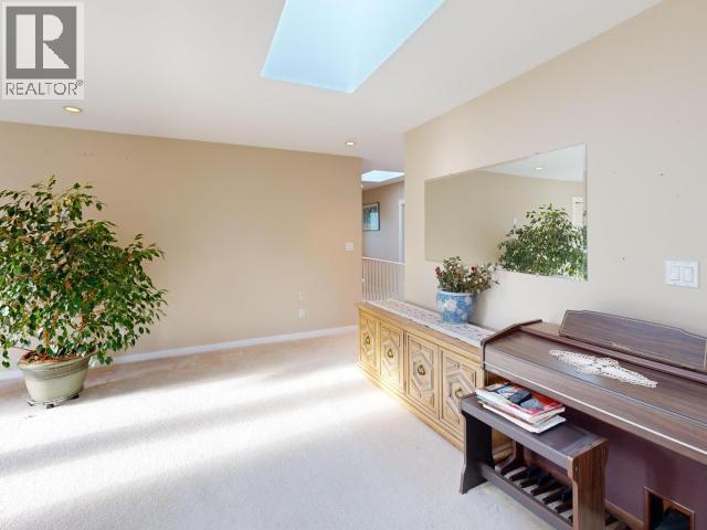 3004 Pebble Beach Road, Powell River, BC - Indoor Photo Showing Other Room