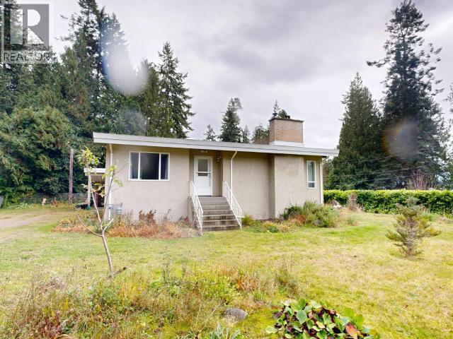 3004 Pebble Beach Road, Powell River, BC - Outdoor