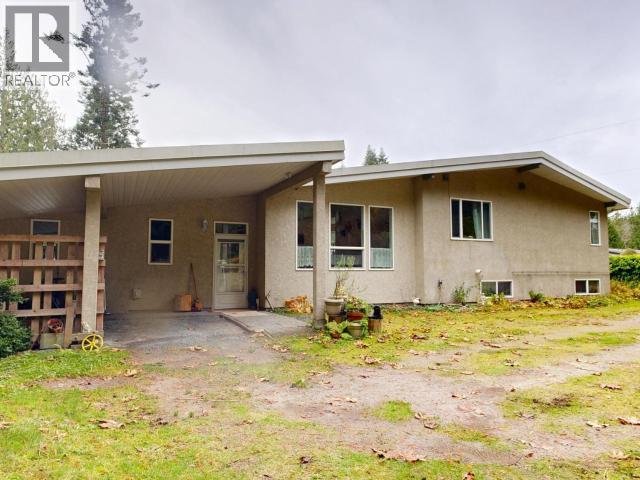 3004 Pebble Beach Road, Powell River, BC - Outdoor