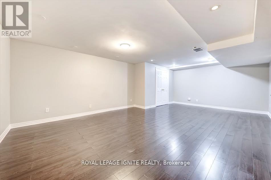 Bsmt - 36 Hillside Drive, Brampton, ON - Indoor Photo Showing Other Room