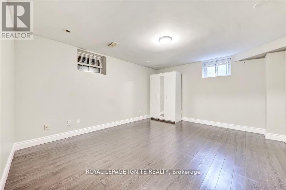 Bsmt - 36 Hillside Drive, Brampton, ON - Indoor Photo Showing Other Room