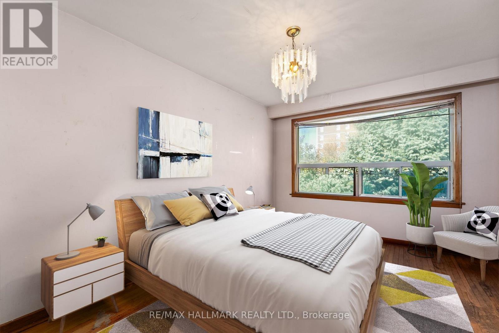 25 Falstaff Avenue, Toronto, ON - Indoor Photo Showing Bedroom