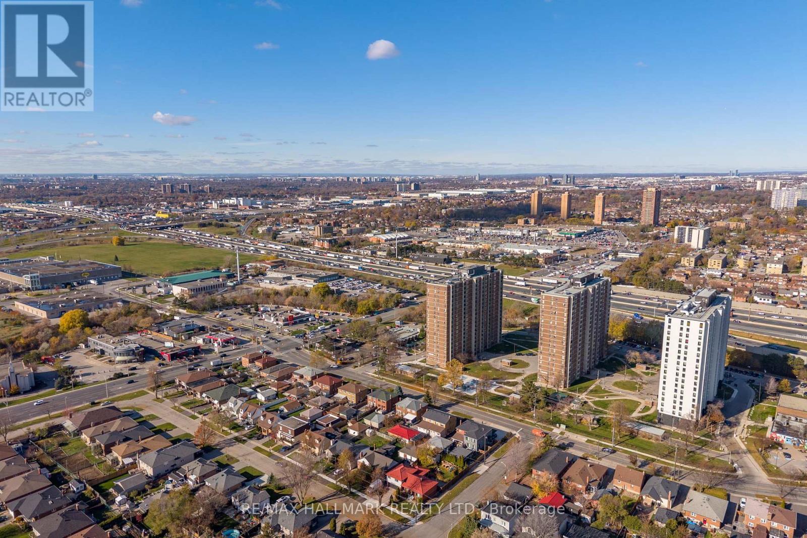 25 Falstaff Avenue, Toronto, ON - Outdoor With View