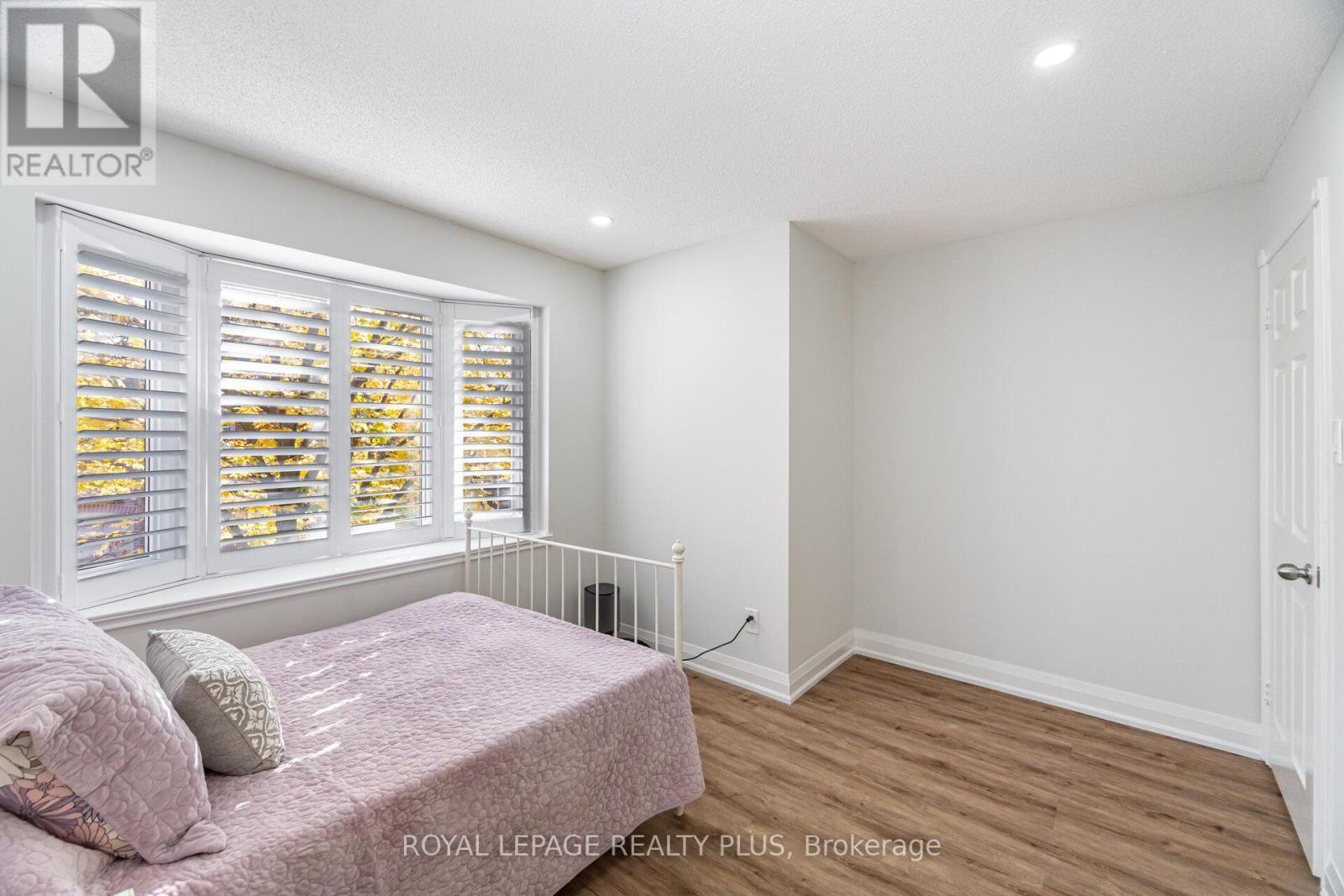 4635 Regents Terrace, Mississauga, ON - Indoor Photo Showing Bedroom