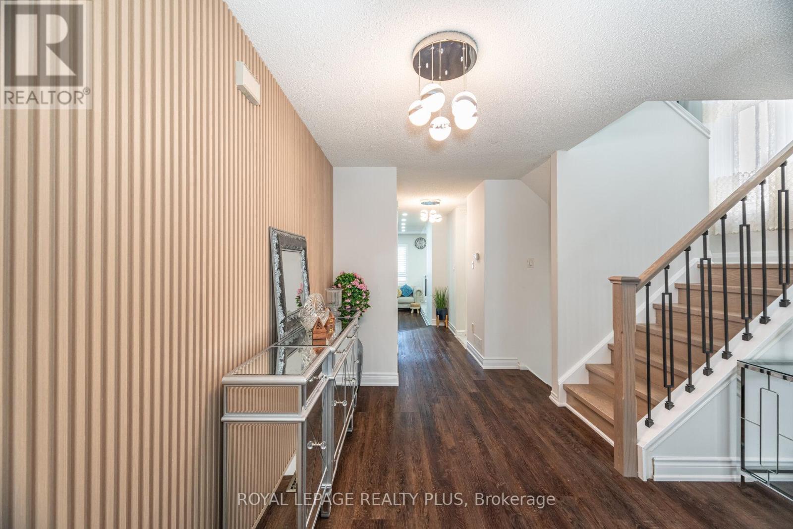 4635 Regents Terrace, Mississauga, ON - Indoor Photo Showing Other Room