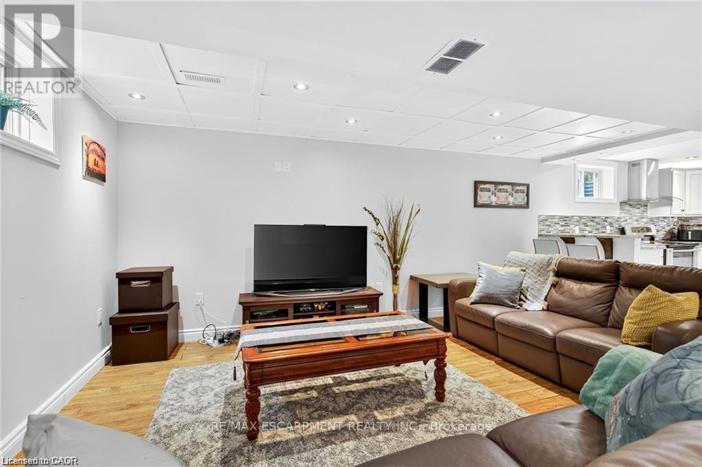 Fully finished basement - 39 Wilbur Drive, Hamilton, ON - Indoor Photo Showing Living Room