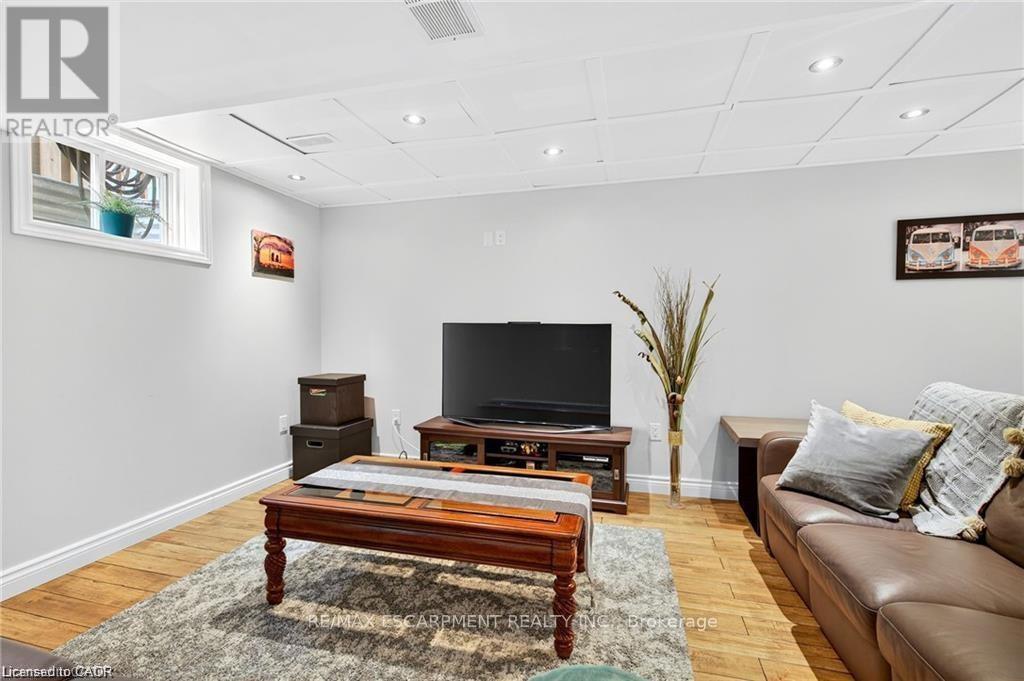 Fully finished basement - 39 Wilbur Drive, Hamilton, ON - Indoor