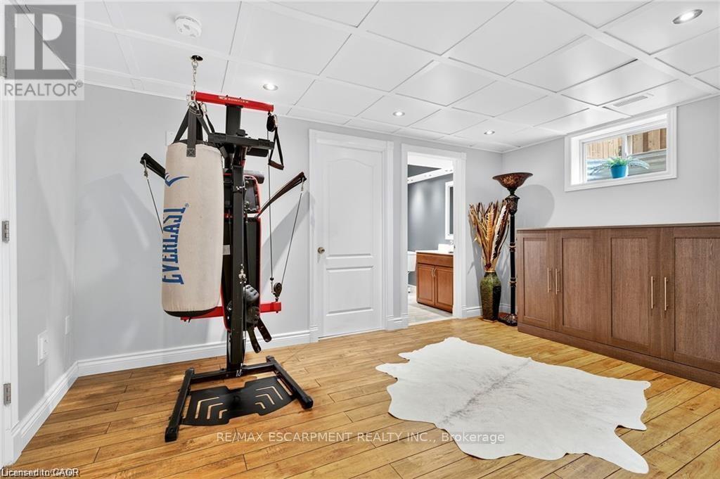 Fully finished basement - 39 Wilbur Drive, Hamilton, ON - Indoor Photo Showing Gym Room