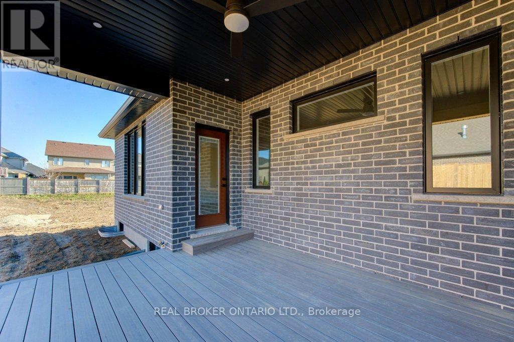 80 South Parkwood Boulevard, Woolwich, ON - Outdoor With Deck Patio Veranda With Exterior