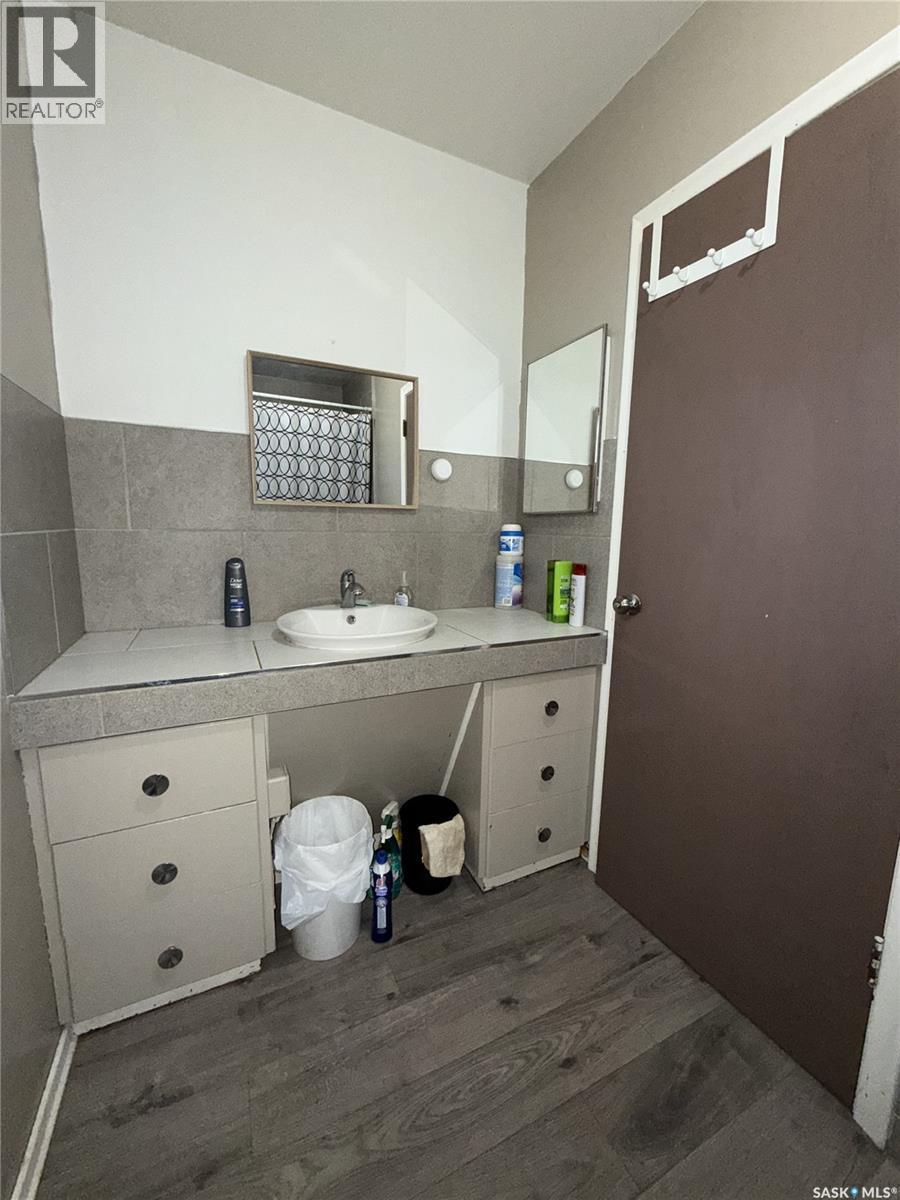 301 2Nd Street, Craik, SK - Indoor