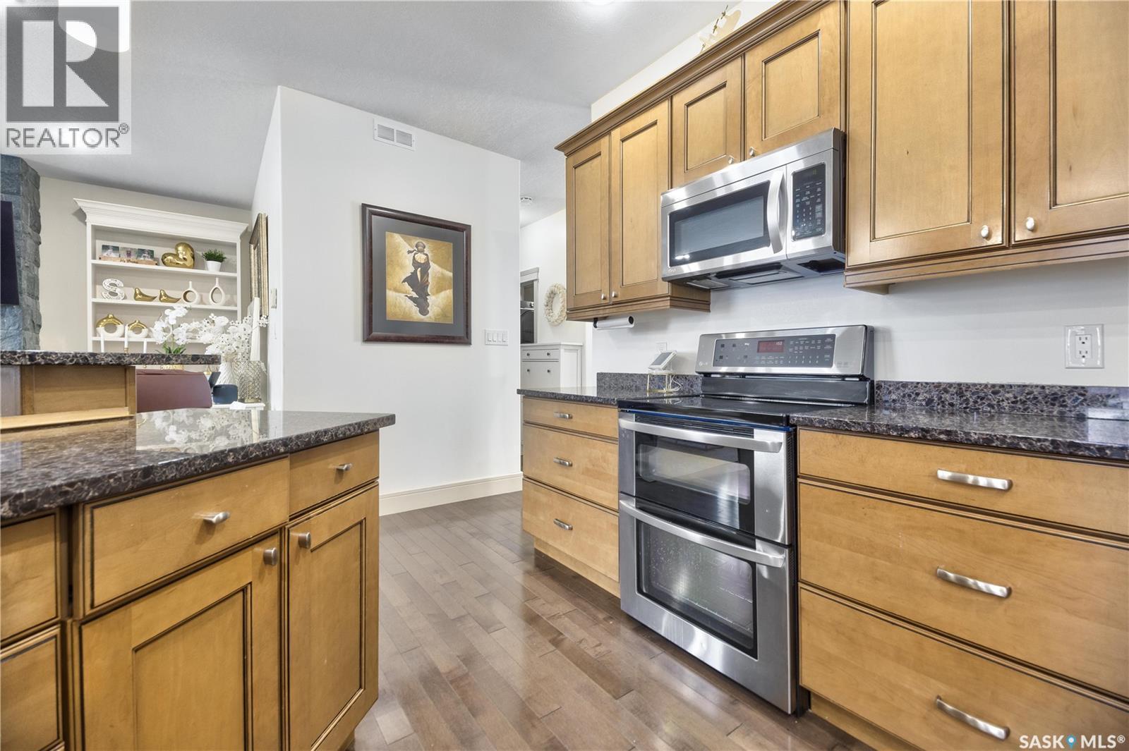 2966 Lakeview Drive, Prince Albert, SK - Indoor Photo Showing Kitchen