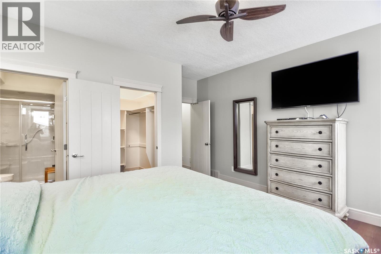 2966 Lakeview Drive, Prince Albert, SK - Indoor Photo Showing Bedroom