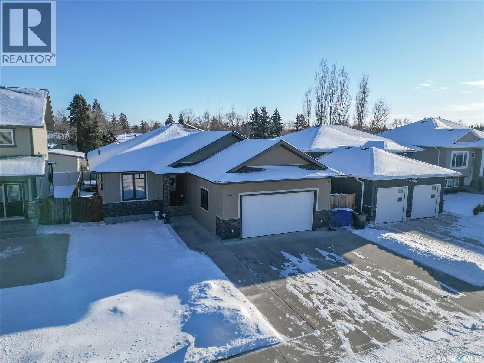 2966 Lakeview Drive, Prince Albert, SK - Outdoor With Facade