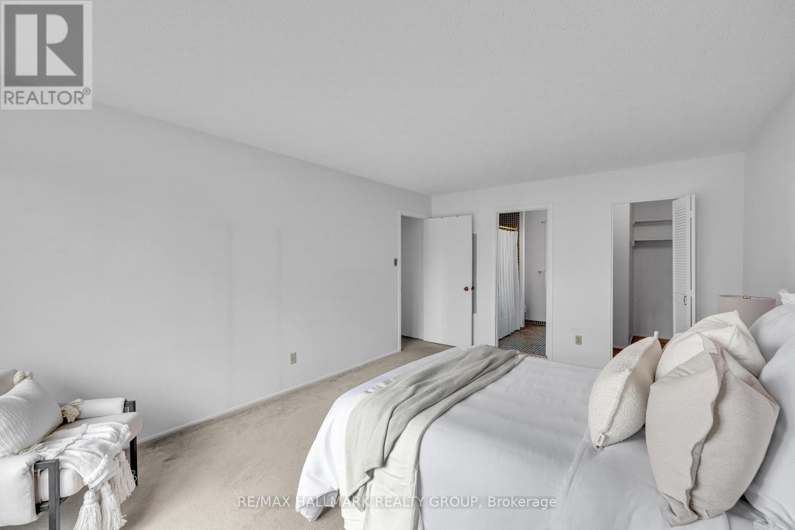 3407 Mccarthy Road, Ottawa, ON - Indoor Photo Showing Bedroom