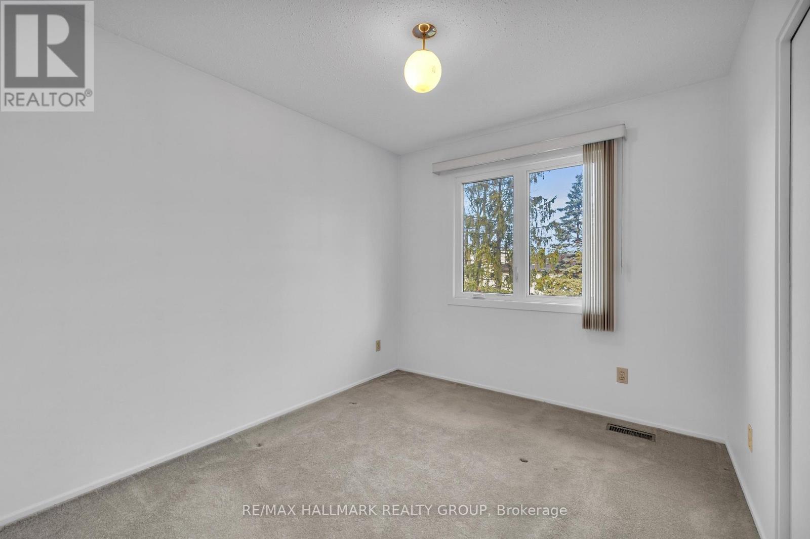 3407 Mccarthy Road, Ottawa, ON - Indoor Photo Showing Other Room