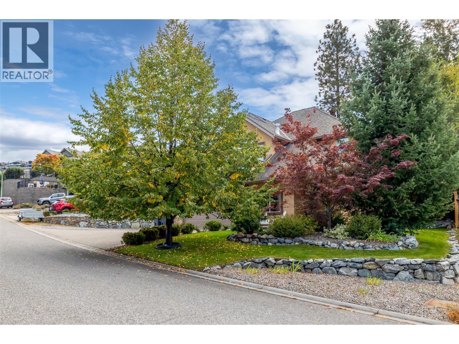 5067 Seon Crescent, Kelowna, BC - Outdoor With View