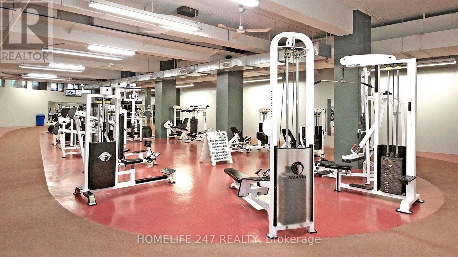 Ph 04 - 5 Massey Square, Toronto, ON - Indoor Photo Showing Gym Room