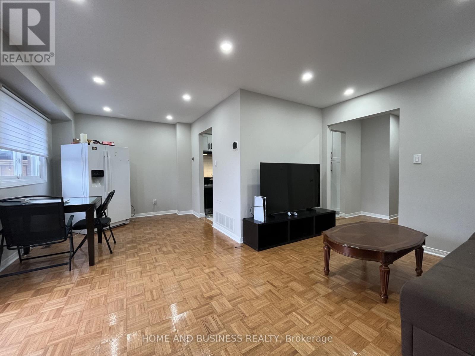 4327 Burnaby Court, Mississauga, ON - Indoor