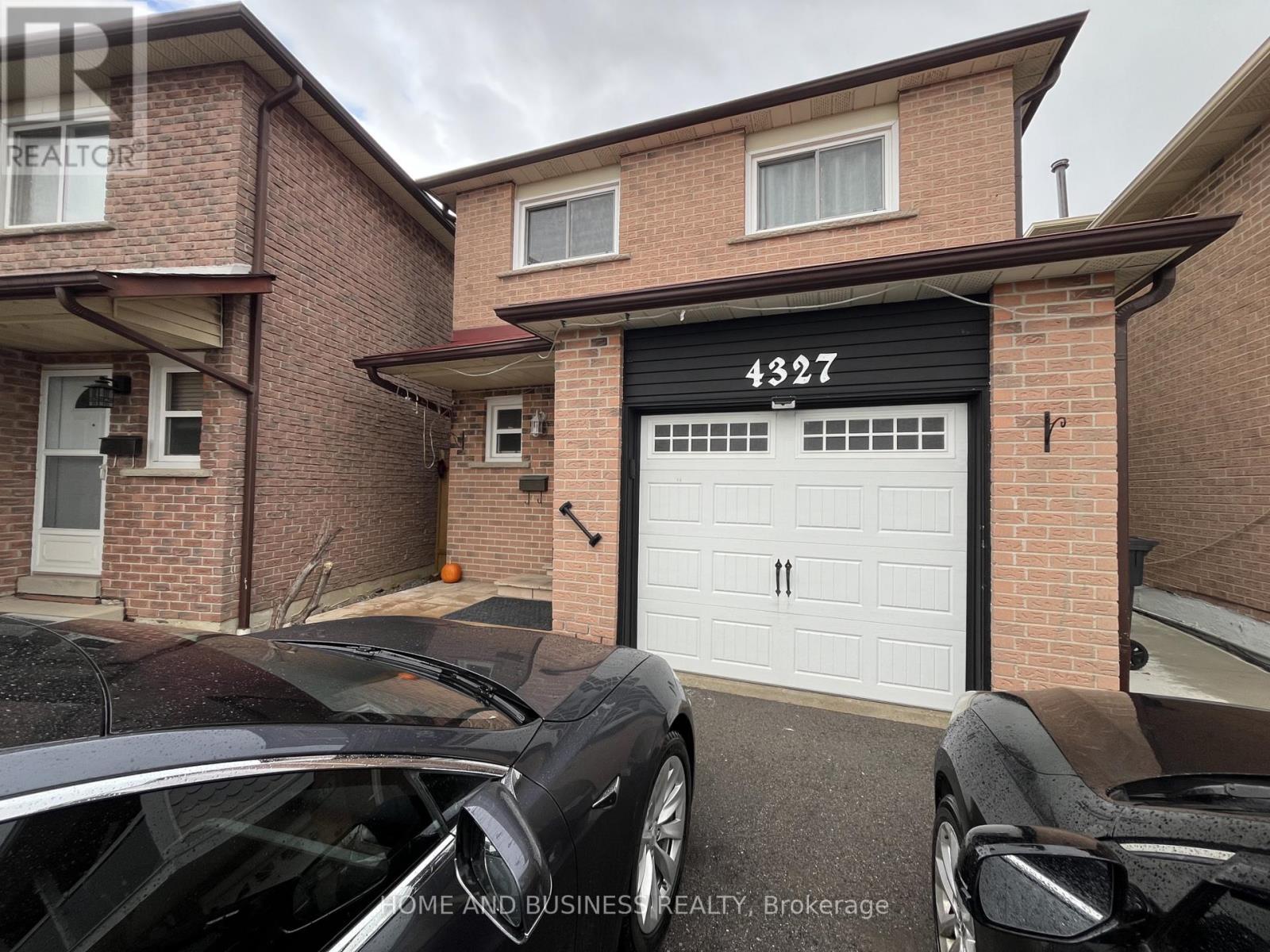 4327 Burnaby Court, Mississauga, ON - Outdoor