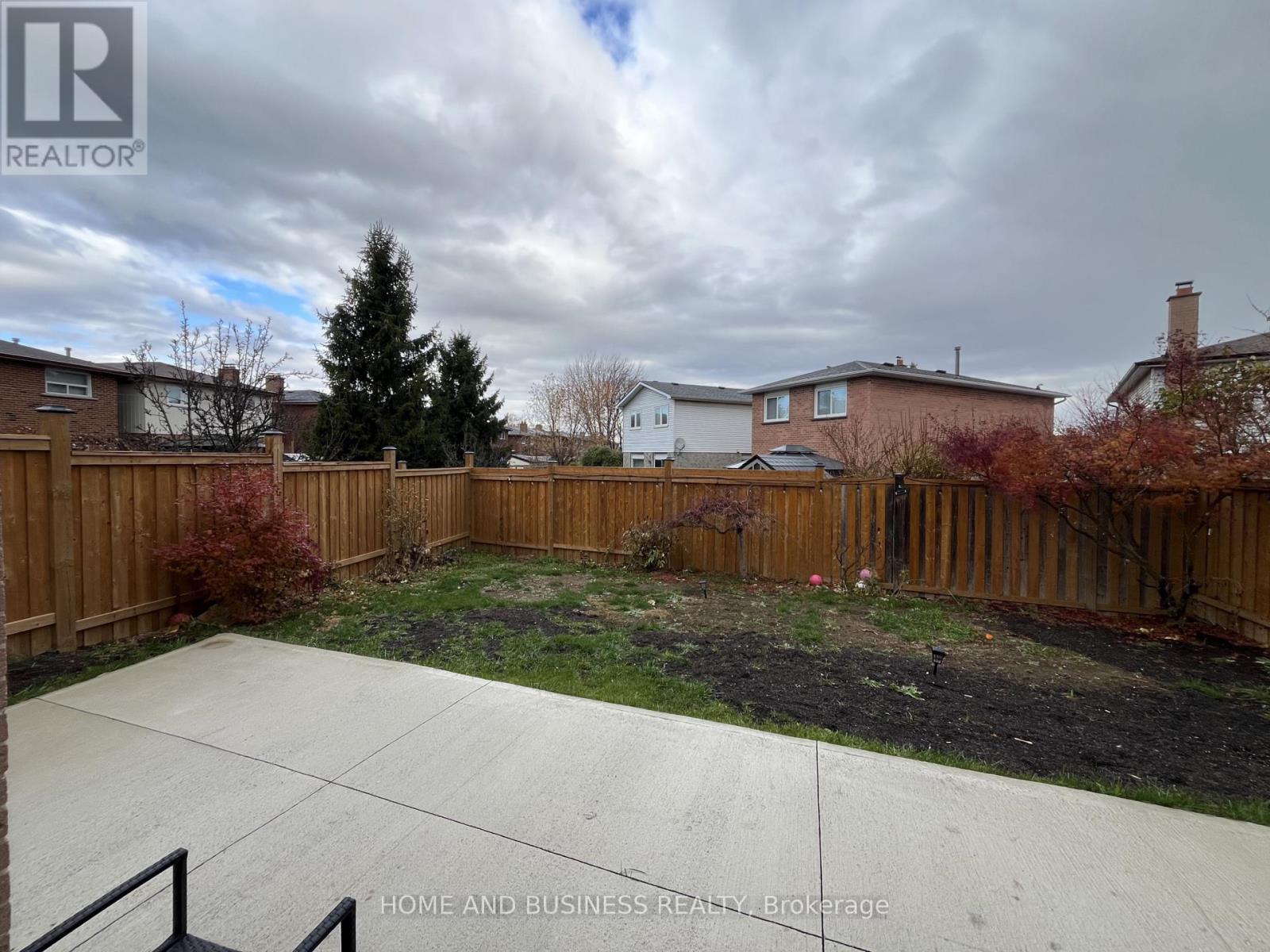 4327 Burnaby Court, Mississauga, ON - Outdoor