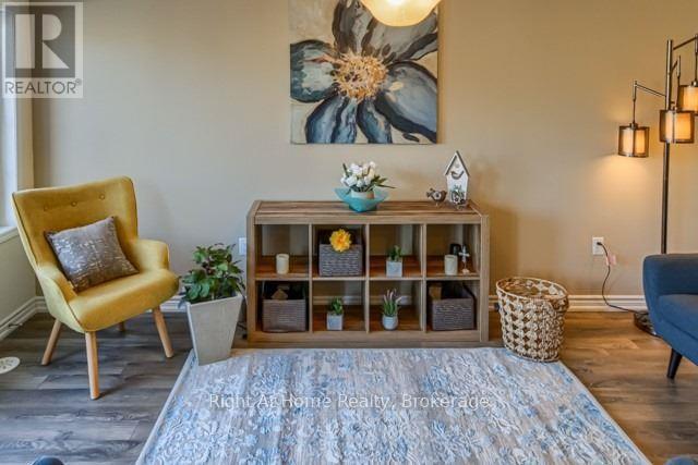 683 Laking Terrace, Milton (Cl Clarke), ON - Indoor