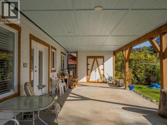 4810 Sanderson Road, Texada Island, BC - With Exterior