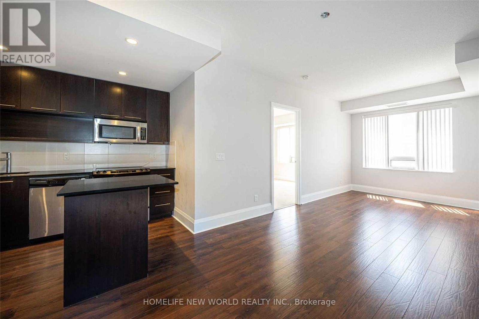 1815 - 100 Harrison Garden Boulevard, Toronto, ON - Indoor Photo Showing Kitchen