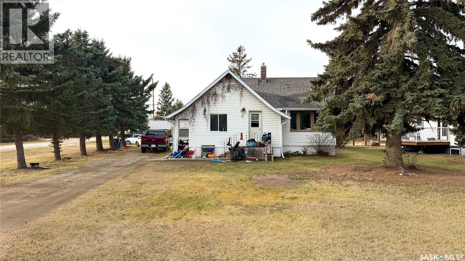 260 Ferguson Street, Craik, SK - Outdoor