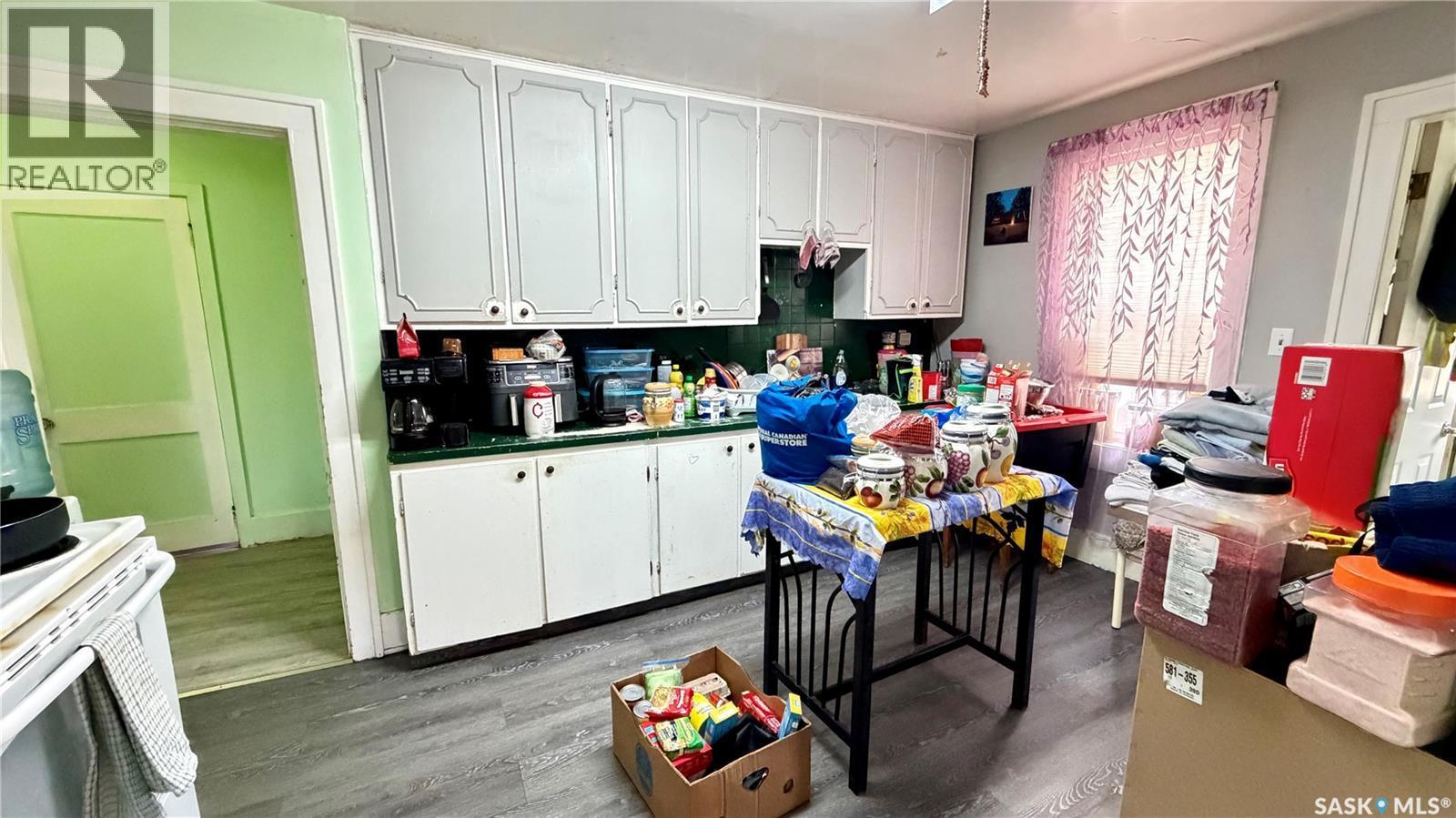 260 Ferguson Street, Craik, SK - Indoor Photo Showing Kitchen