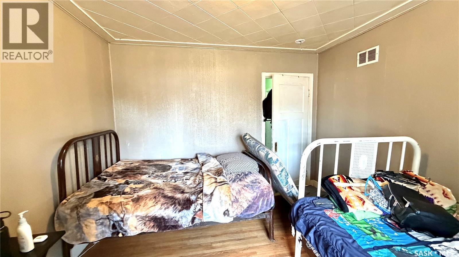 260 Ferguson Street, Craik, SK - Indoor