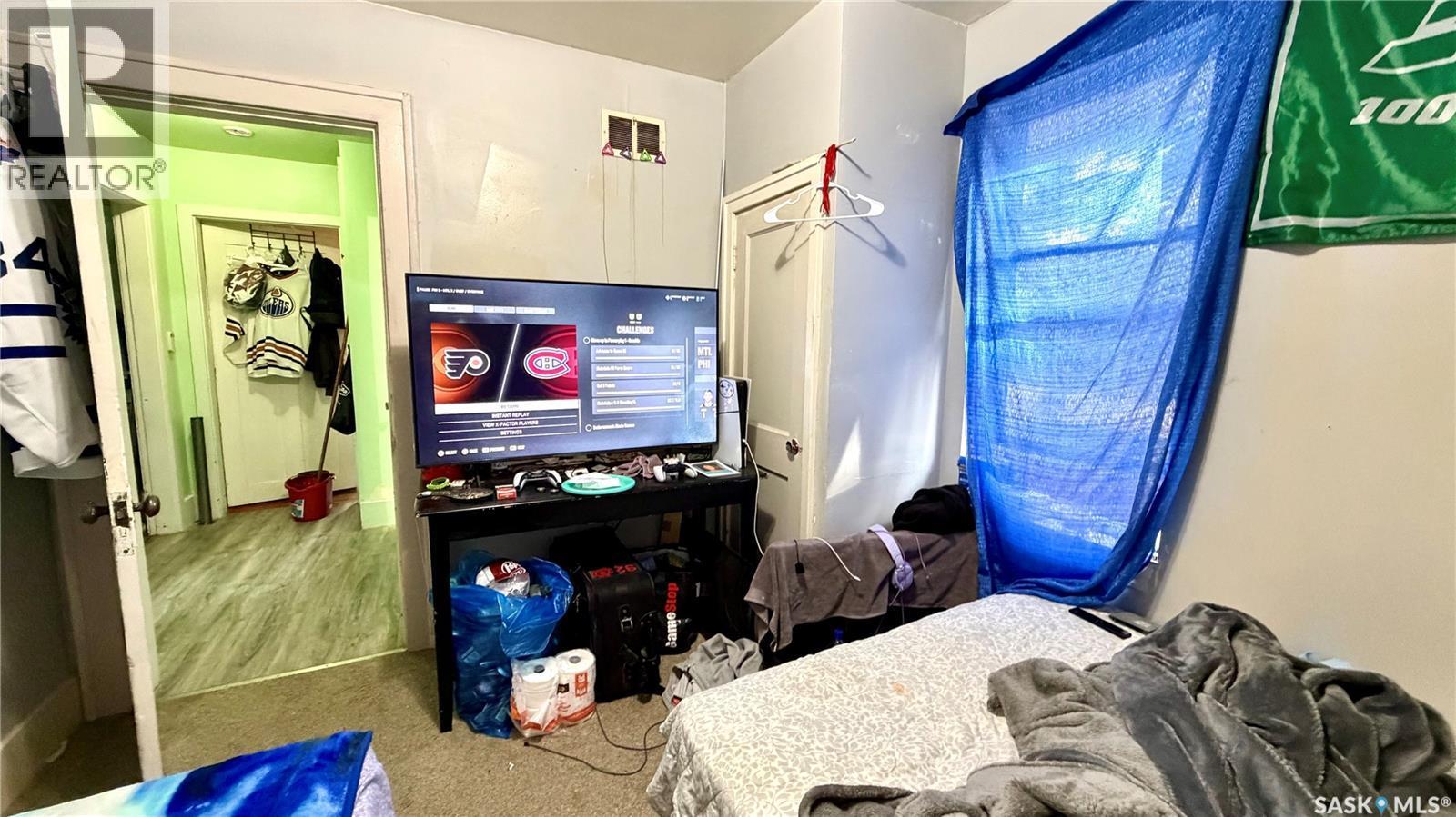 260 Ferguson Street, Craik, SK - Indoor