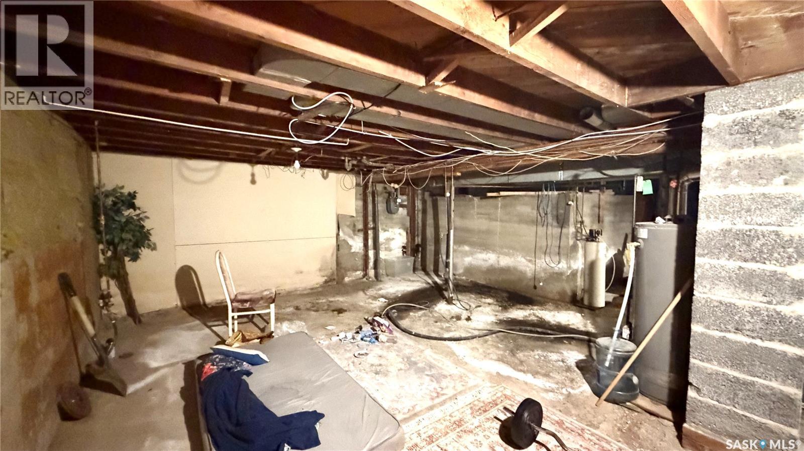 260 Ferguson Street, Craik, SK - Indoor Photo Showing Basement