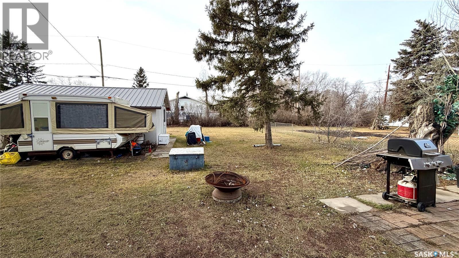 260 Ferguson Street, Craik, SK - Outdoor