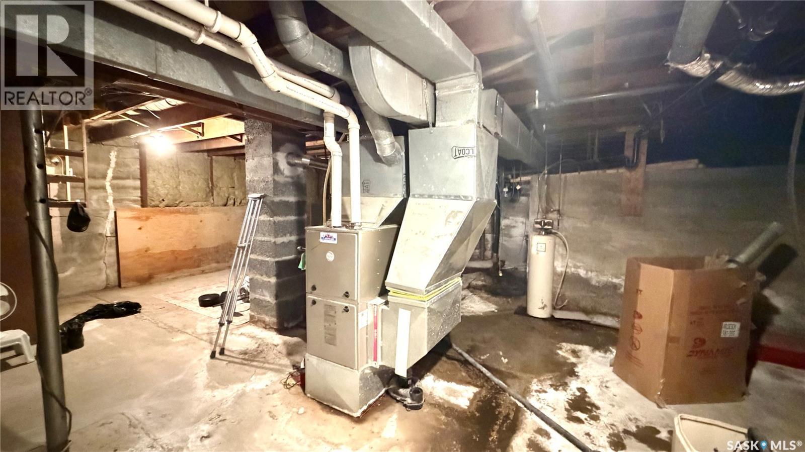 260 Ferguson Street, Craik, SK - Indoor Photo Showing Basement