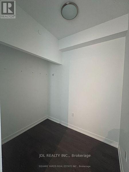 1606 - 8 Olympic Gdn Drive, Toronto, ON - Indoor Photo Showing Other Room