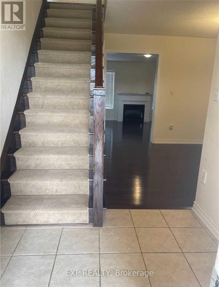 39 Bloom Drive, Brampton, ON - Indoor Photo Showing Other Room