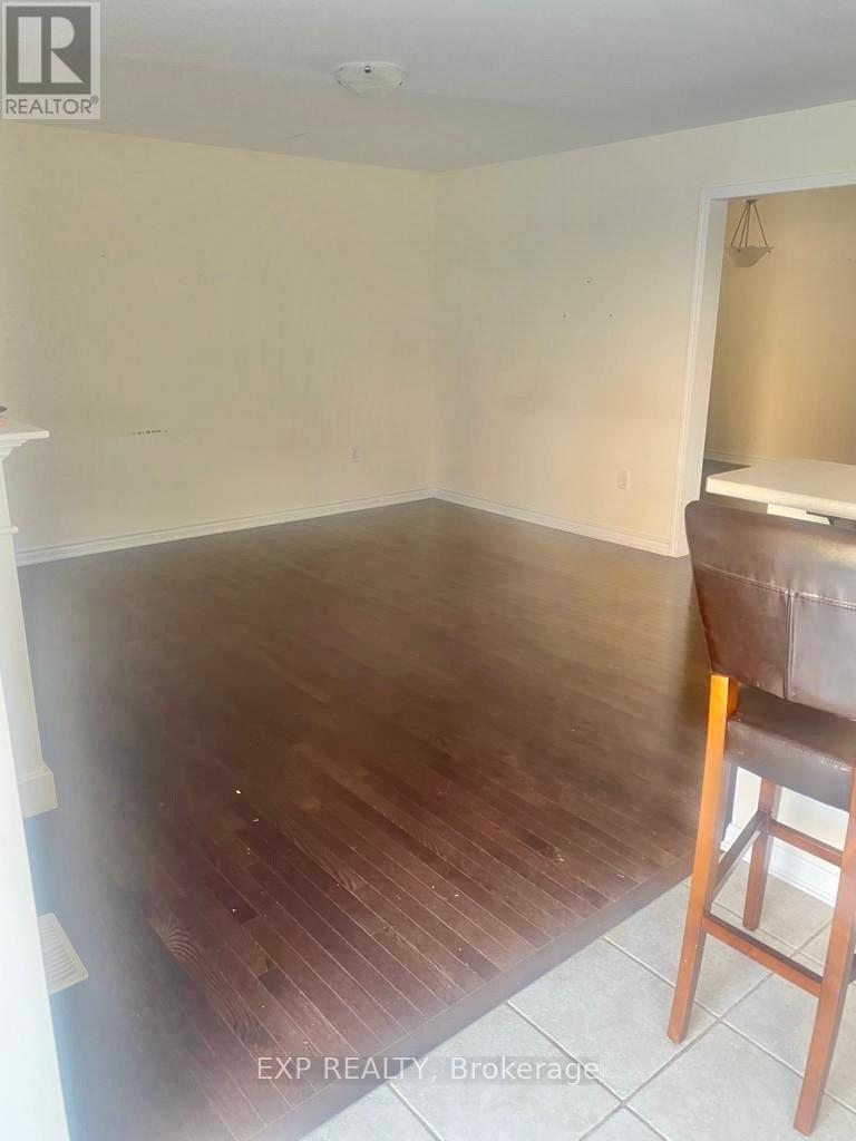 39 Bloom Drive, Brampton, ON - Indoor Photo Showing Other Room