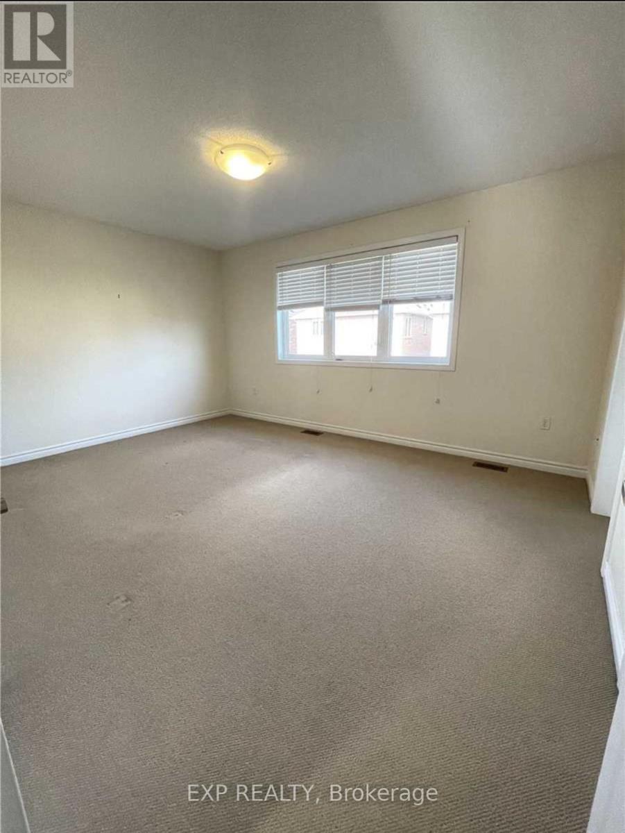 39 Bloom Drive, Brampton, ON - Indoor Photo Showing Other Room