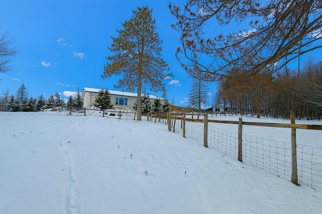 Back facade - 508 Route De Mansonville, Potton, QC